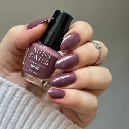 Miss Rose Nail Polish Set – 5 Beautiful colours peel off buy 5 get 2 free